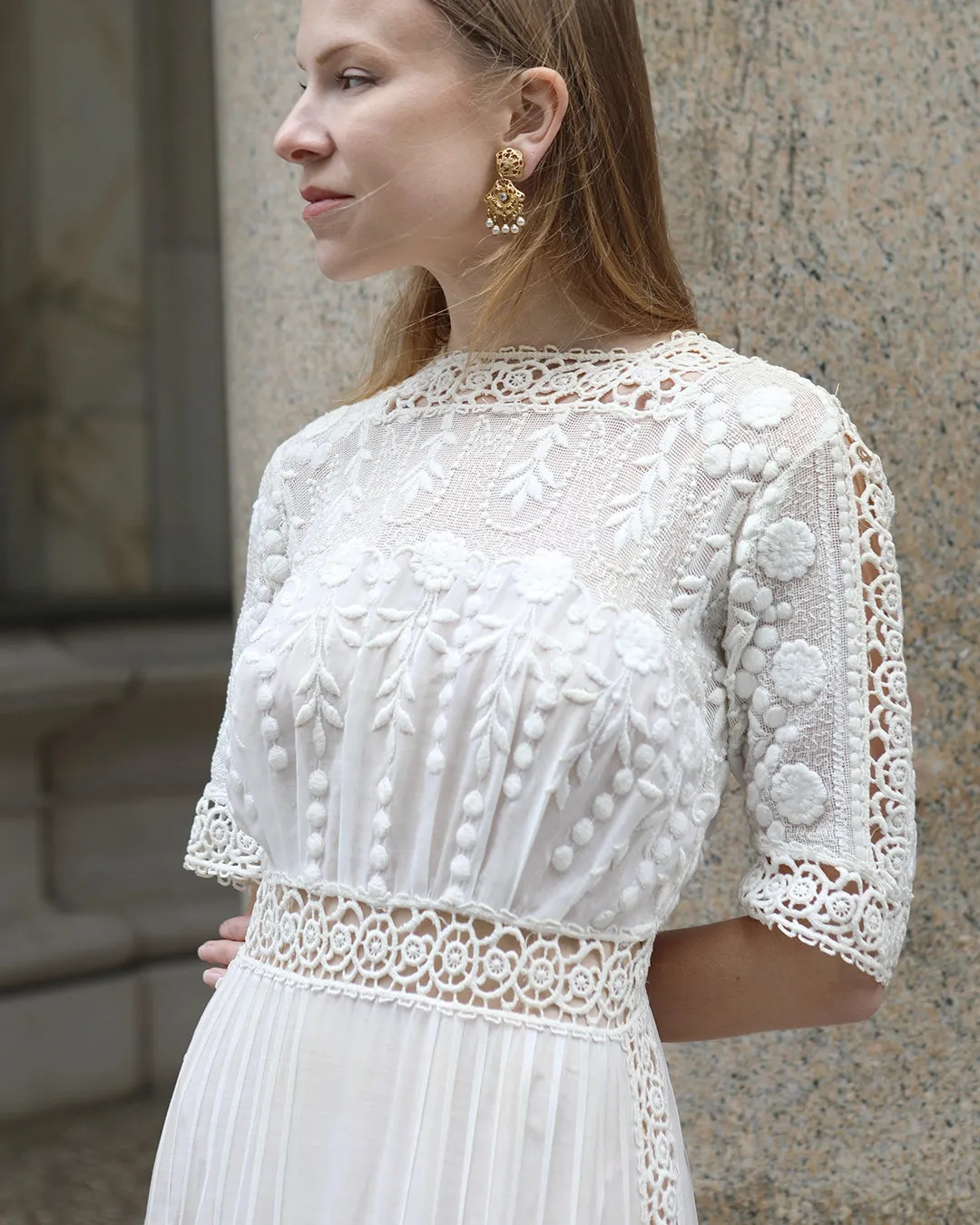 Antique Edwardian Embroidered Ivory Lace Dress