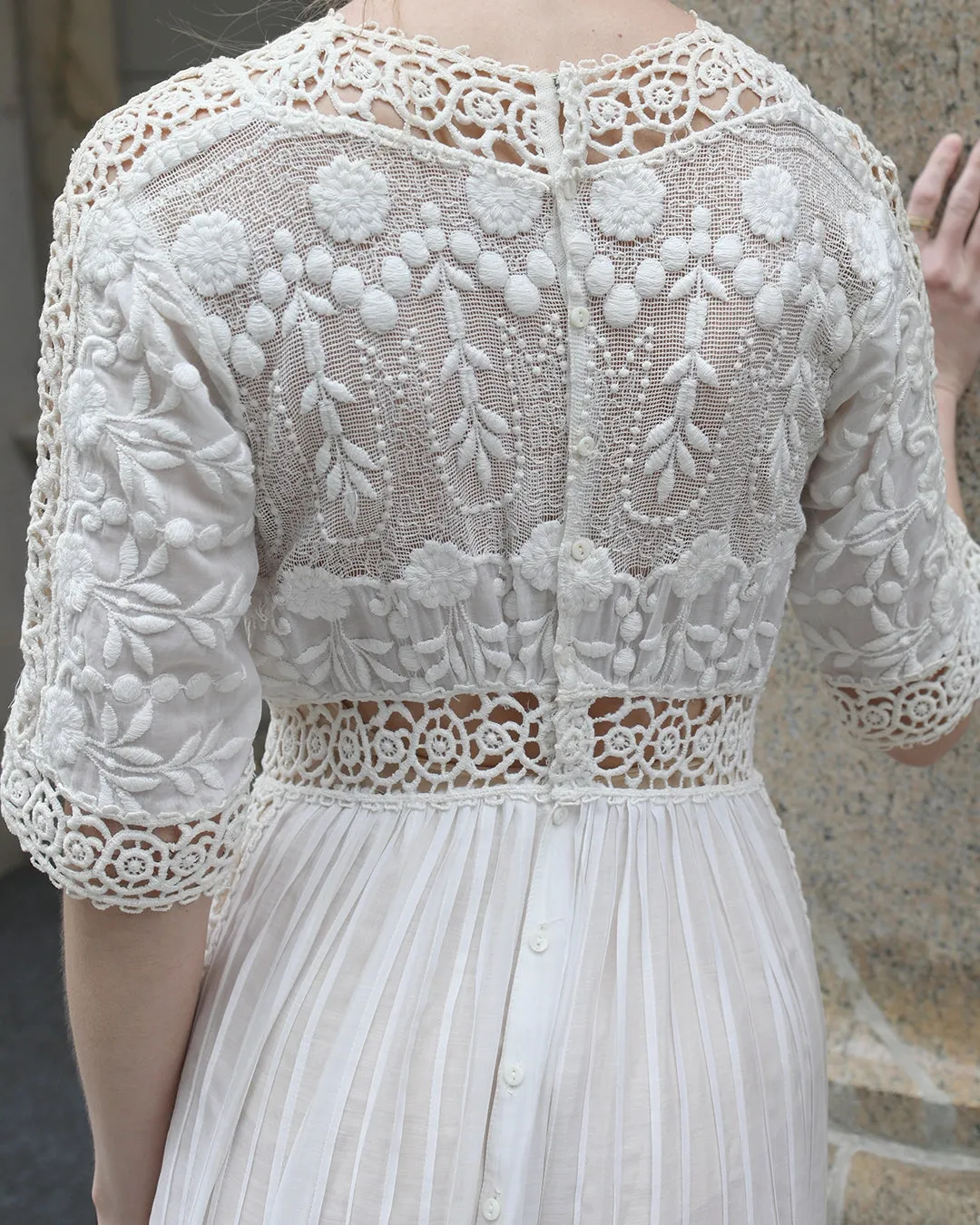 Antique Edwardian Embroidered Ivory Lace Dress