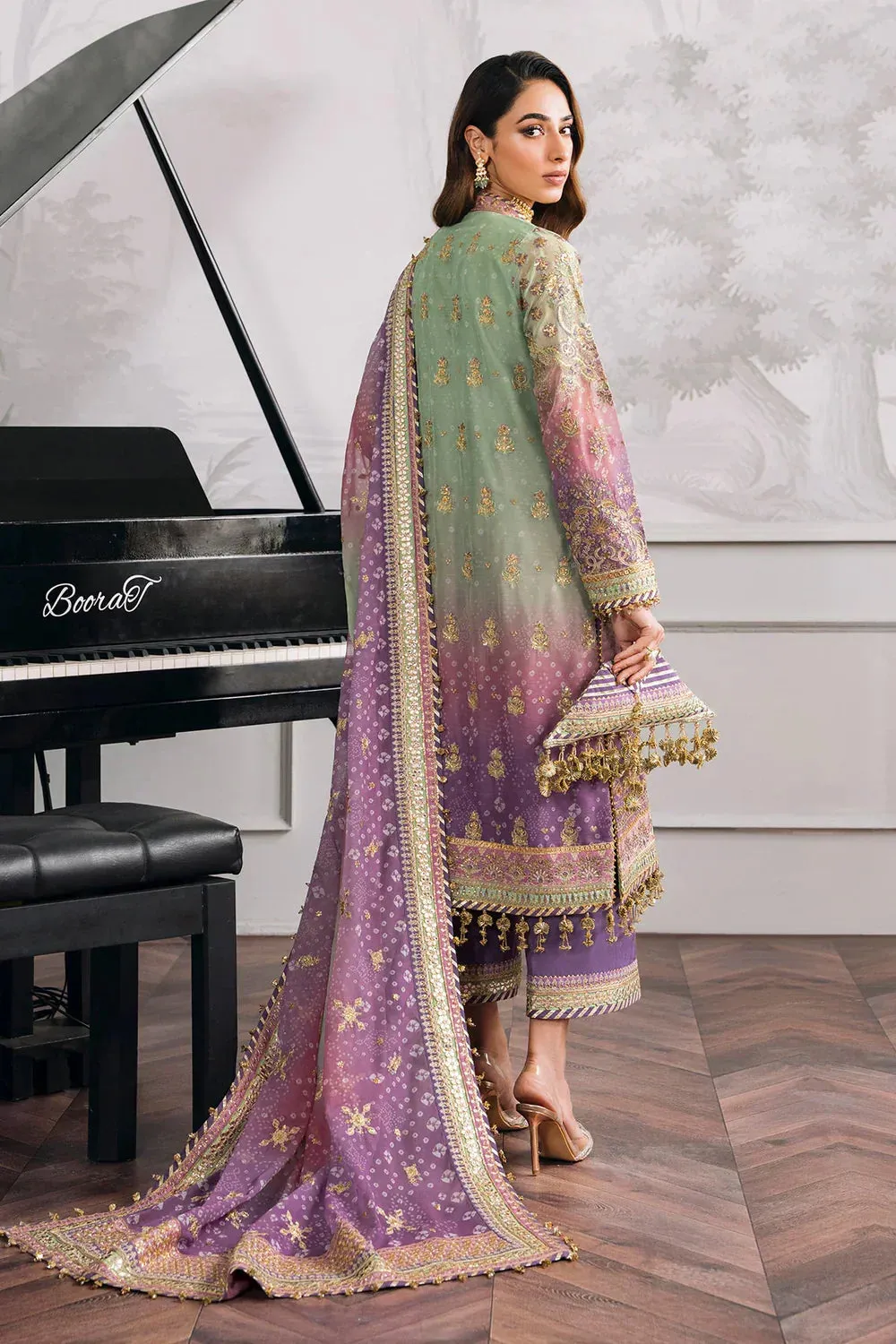Baroque | Chantelle Embroidered Collection | CH12-08
