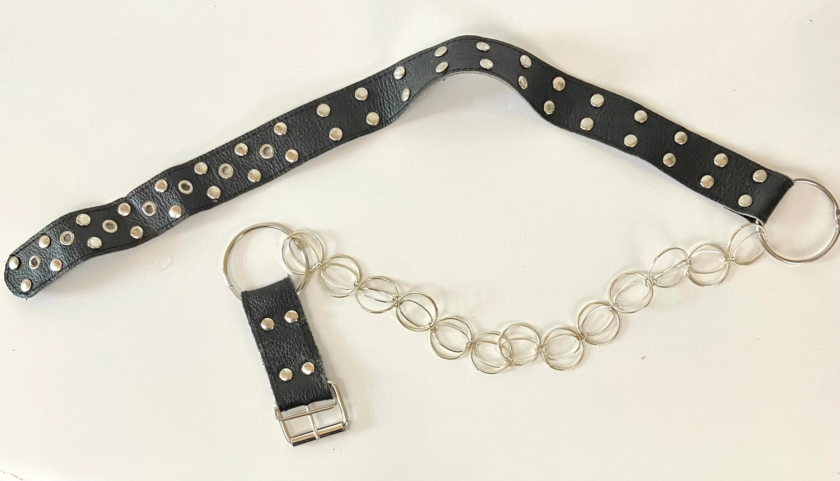 Black and silver chain