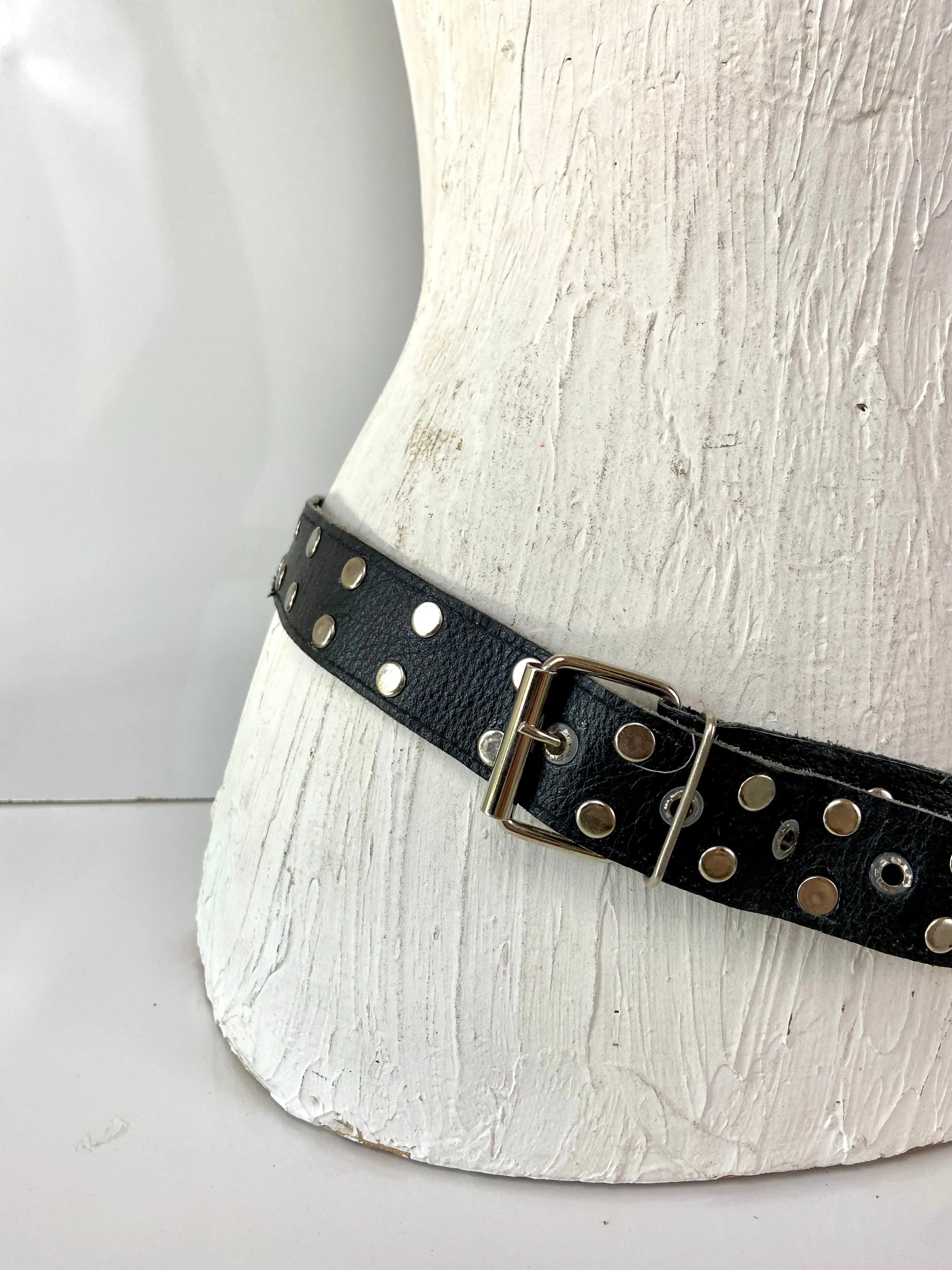 Black and silver chain