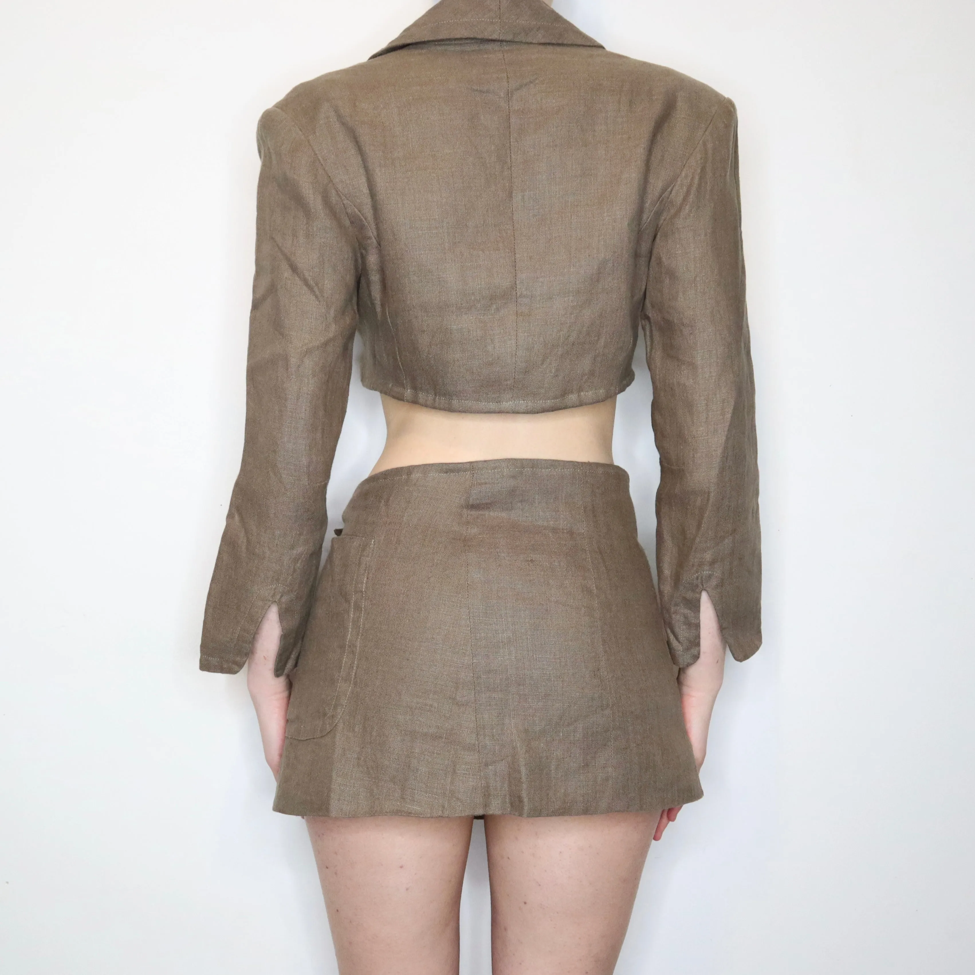 Cropped Blazer and Skirt Set (Medium)