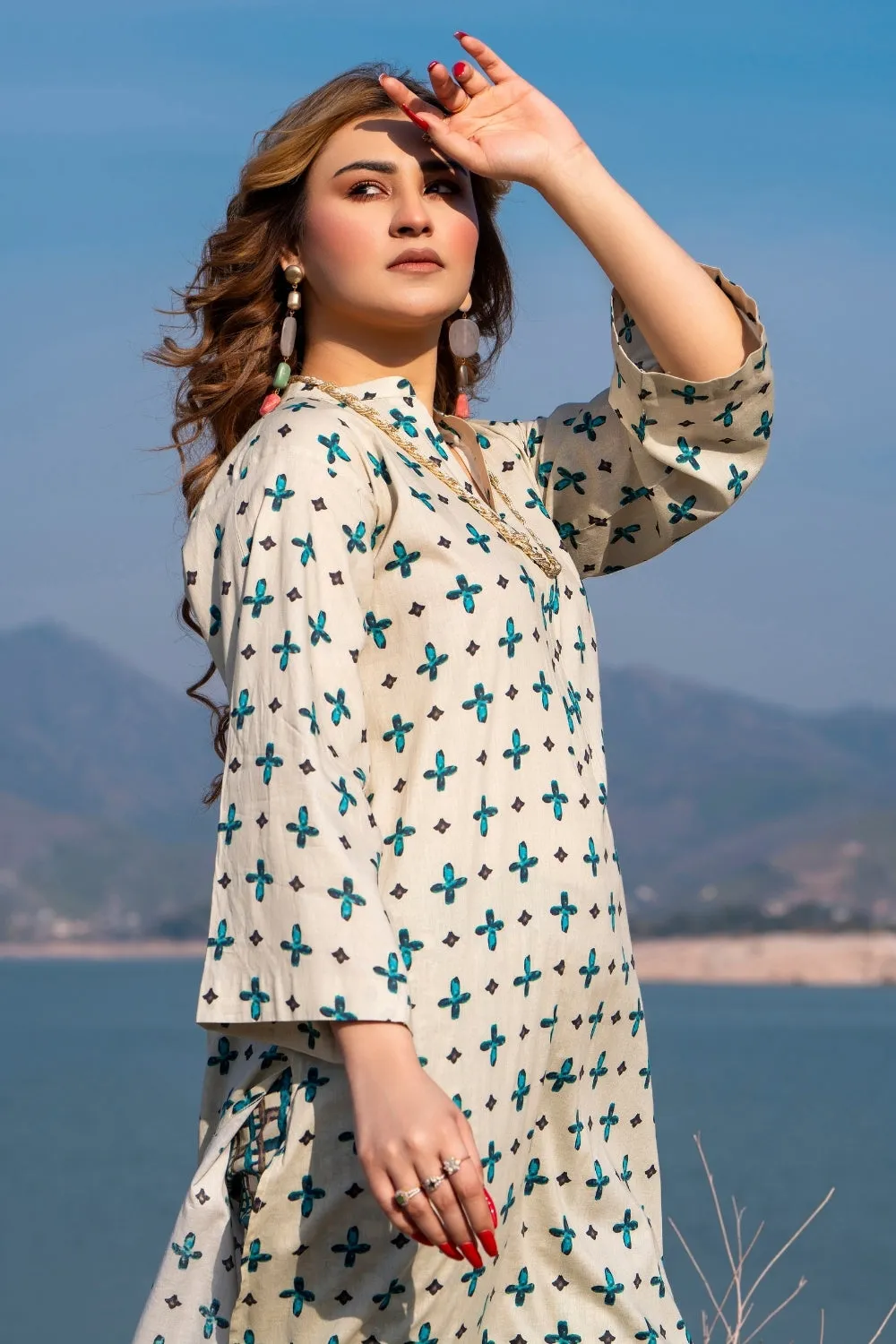 Ittehad | Embroidered Lawn | I-31