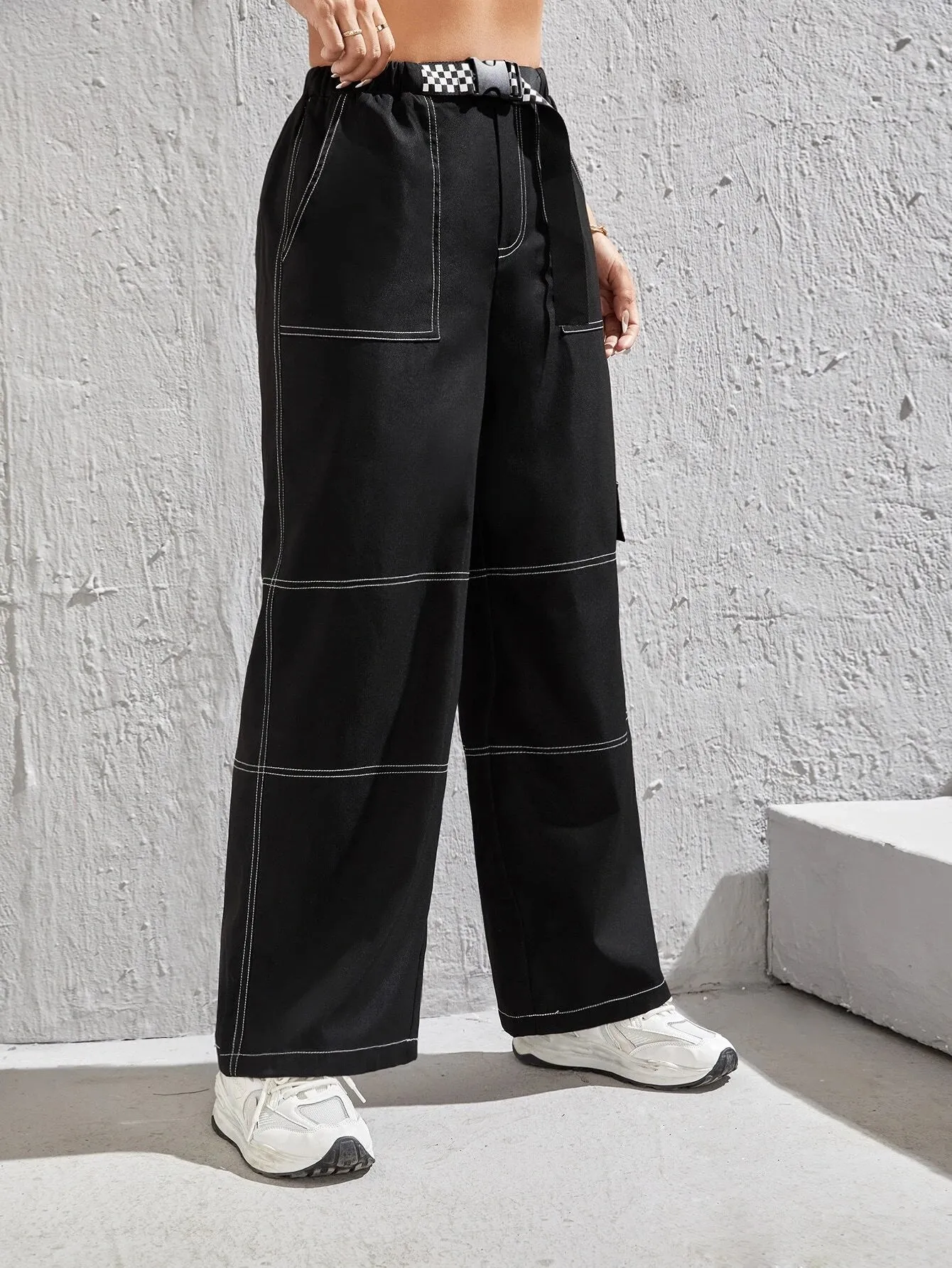 Top Stitching Flap Pocket Side Cargo Pants