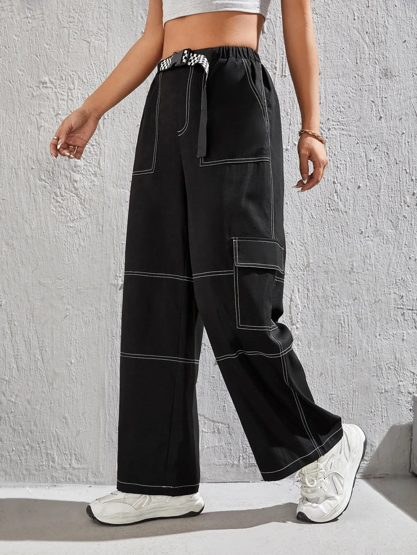 Top Stitching Flap Pocket Side Cargo Pants
