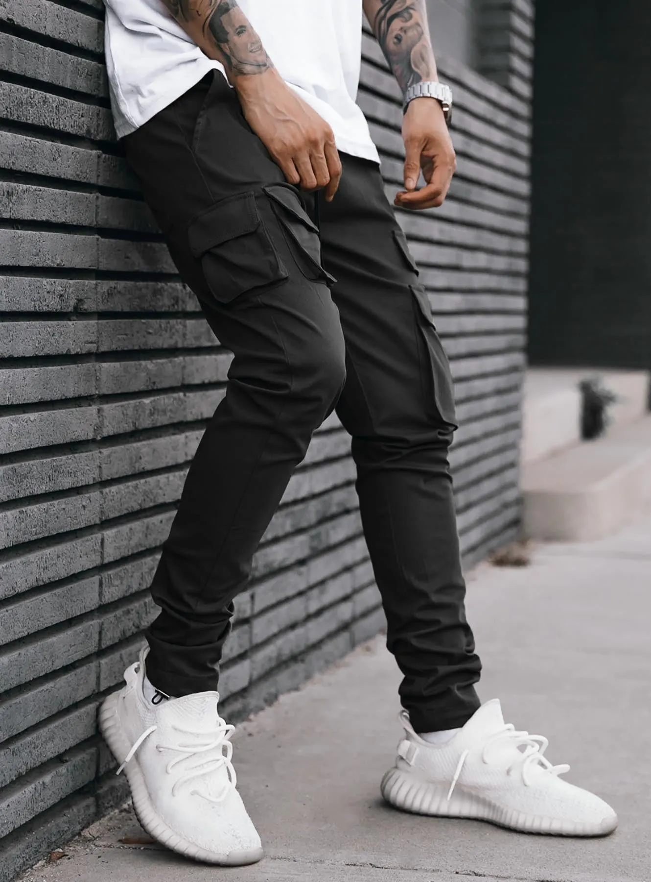 Utility Cargo Pants V6 in Black
